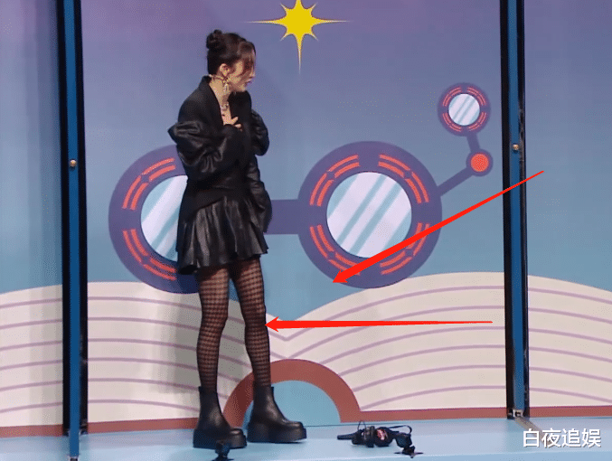 关晓彤|都说关晓彤是“腿精”女孩，《王牌6》遇到杨幂，我承认我改观了