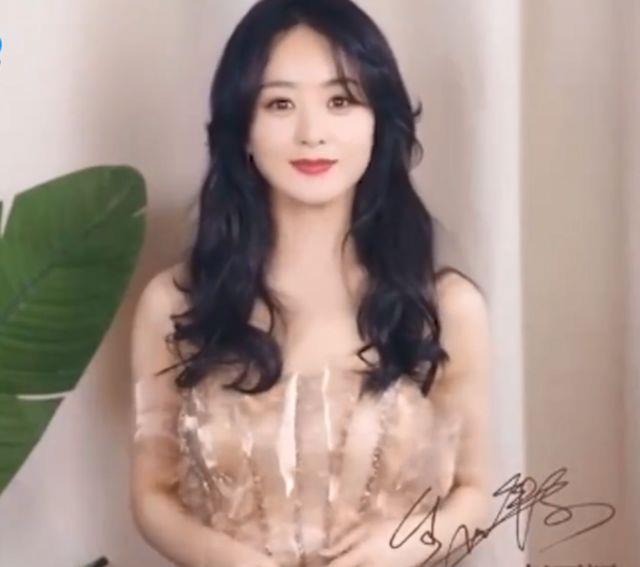 赵丽颖|赵丽颖要是不用美颜,会变成什么样子?那张胖乎乎的脸蛋太吸引人