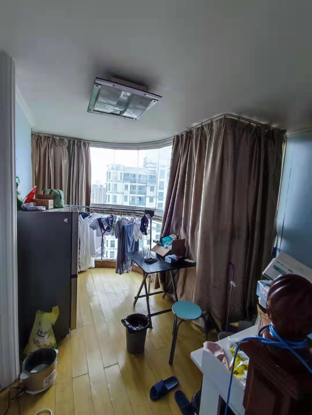 租赁合同|一套带8年租赁合同的法拍住宅房，有人敢拍吗？