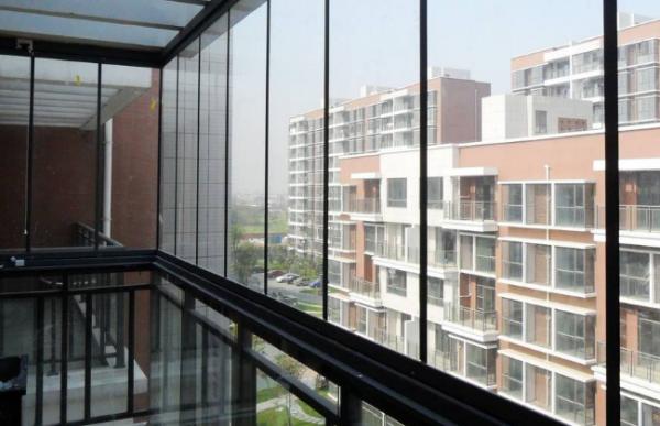 封阳台、门、窗装修用什么材料？老师傅一分析秒懂，我家买错了