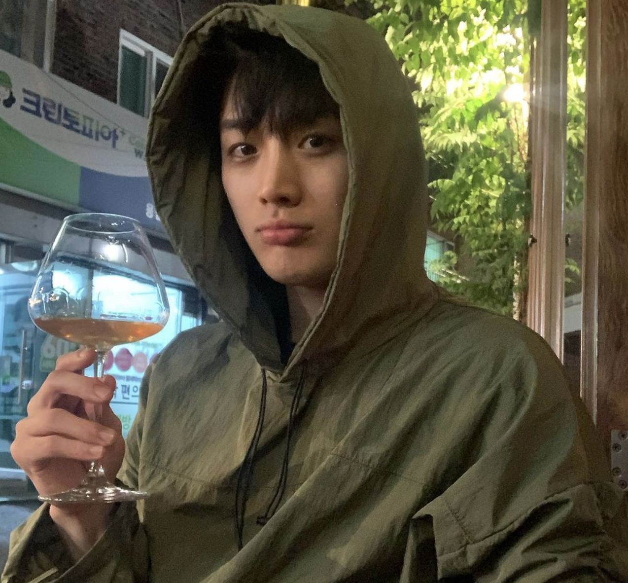 单身即地狱|《单身即地狱》:宋智雅被两大男神夹攻、这对被抓包的是现实情侣