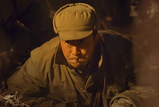 长津湖|4天才2000万，撞上《长津湖》，这部有五大男神的新片有点惨