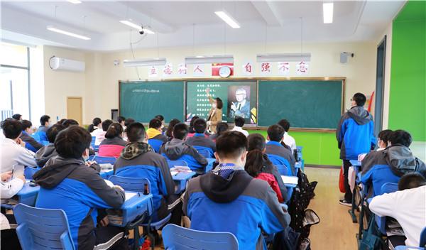 爱心常相伴|老师喜欢的学生有什么特点？除了爱学习，还有更重要的一件事