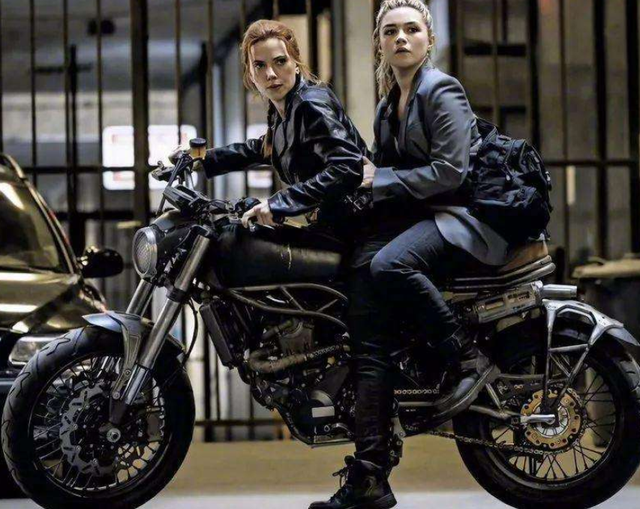 斯嘉丽·约翰逊|黑寡妇2将启新演员，经典皮裤造型+武技全换，初代寡姐告别荧屏