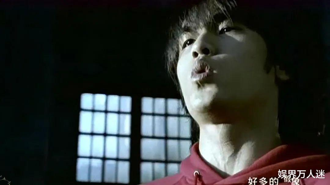 吴京|周杰伦为汶川写《稻香》，吴京救灾7天不洗澡，13年前他们在闪光