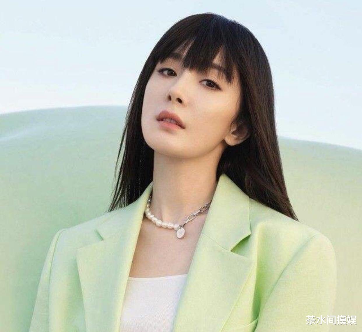 齐刘海 齐刘海封印美女颜值？怎么“85花”们换上它，各有各的风采