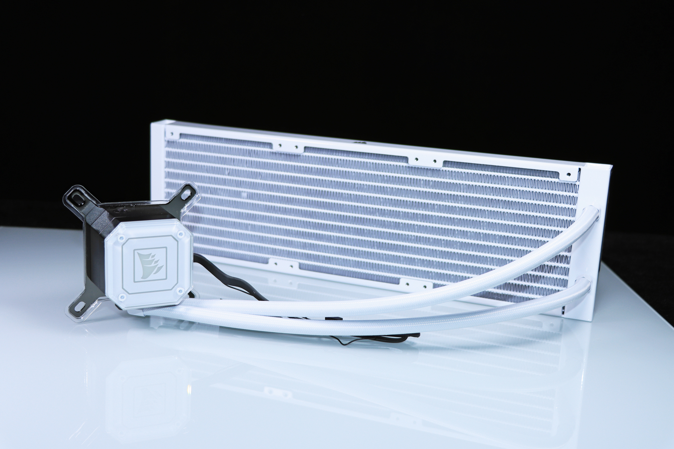 吹雪|天青色等烟雨，而我在等你，亲，吹雪不？