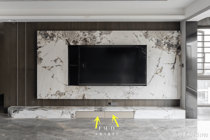 如果家里愿意拿出20公分，装一个“窄地台”，多功能生活会很方便