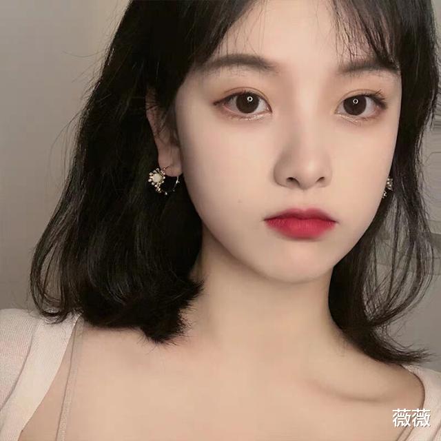 眼霜 国内有一“不起眼”眼霜，因价低被看轻，用后细纹眼袋逐渐消失