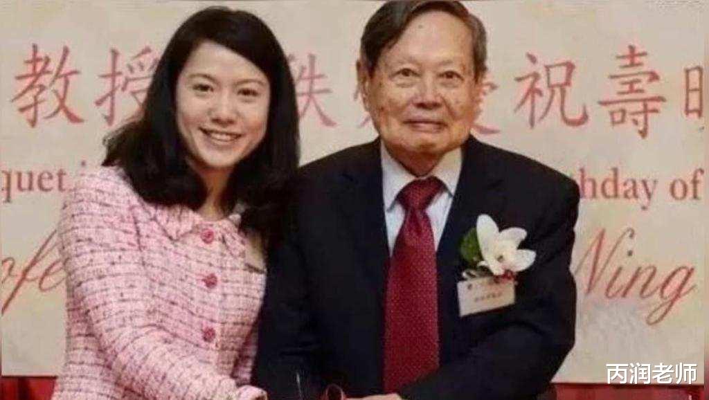 爱因斯坦 杨振宁：我曾与爱因斯坦交流过1.5小时，却从来没有获得智慧