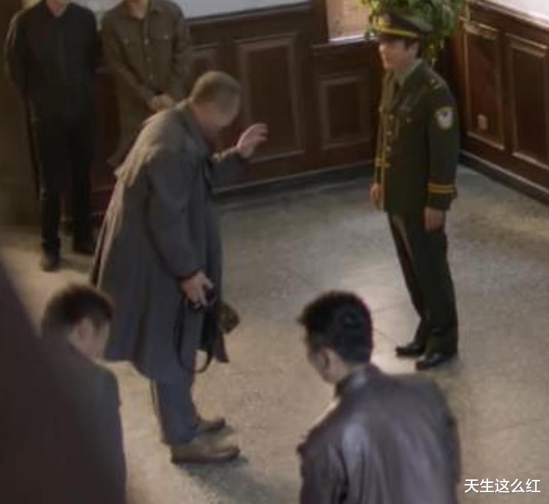 谁是凶手|仔细分析《谁是凶手》的片头和片尾，我猜出谁是凶手了