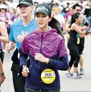 刘涛|这6位靠运动保持状态的女明星，打了多少动脸女星的脸？