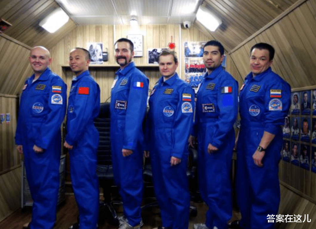 人类能复制地球环境吗？4男4女进行封闭空间实验，答案如何？