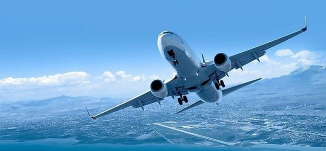 在飞行过程中，飞机怎么与地面联系？什么情况会导致飞机失联？