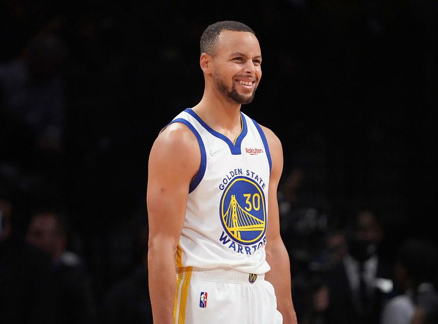 斯蒂芬·庫里|你們爭第五吧！庫里場均5.4個(gè)三分歷史最多，第二第三第四也是他