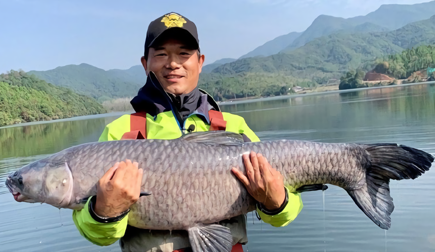 池塘|他辞掉20万高薪专门去钓鱼，如今靠钓鱼年赚1.6亿，怎么做到的？