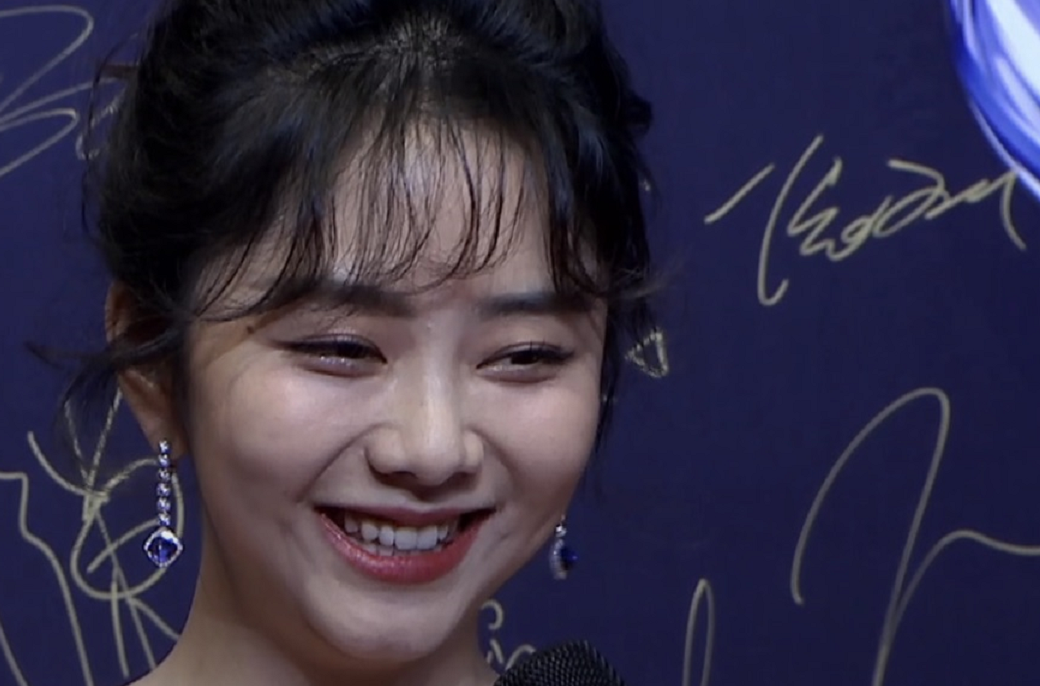 吴奇隆|抖音之夜女星高清镜头，麒麟臂粉刺藏不住，普通人不需有颜值焦虑