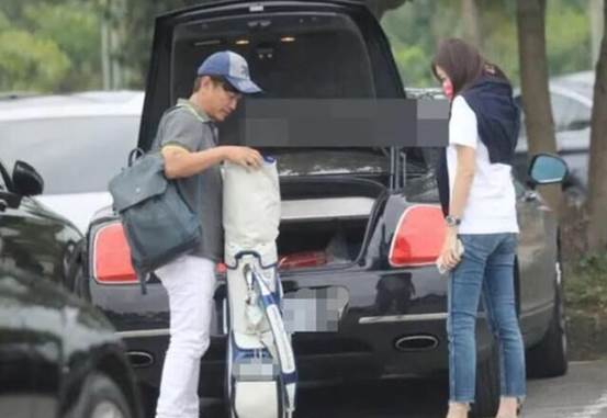 吴宗宪|58岁吴宗宪与美女过夜，开百万豪车展魅力，人到中年更会玩？