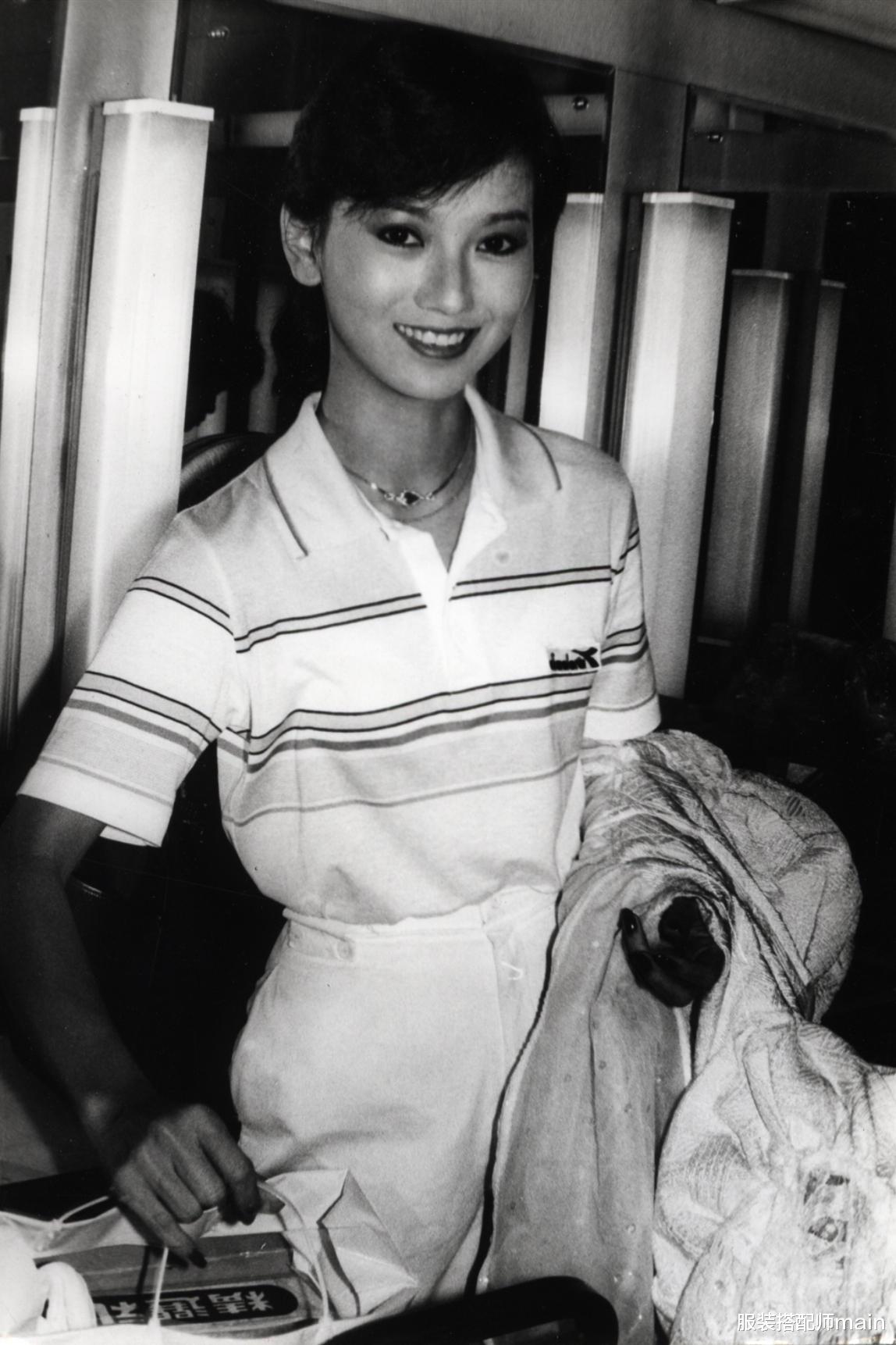 服装搭配师main|38岁演白蛇成荧屏经典,67岁气质超赞,这才叫岁月从不败美人