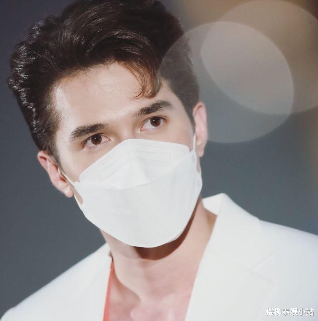 |泰星Mik承认与Bow提过5次分手：问题总是反复发生，让我觉得很累