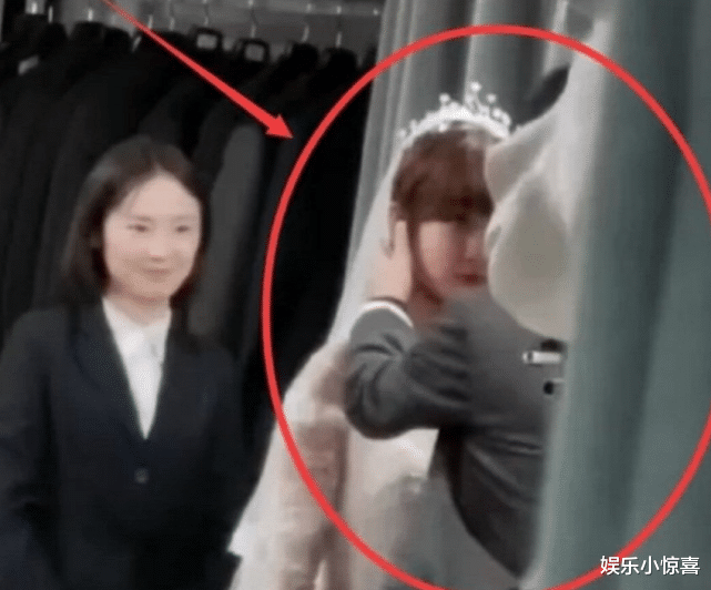 吻戏|《余生》婚纱西服造型曝光,杨紫美艳动人,肖战深情凝望