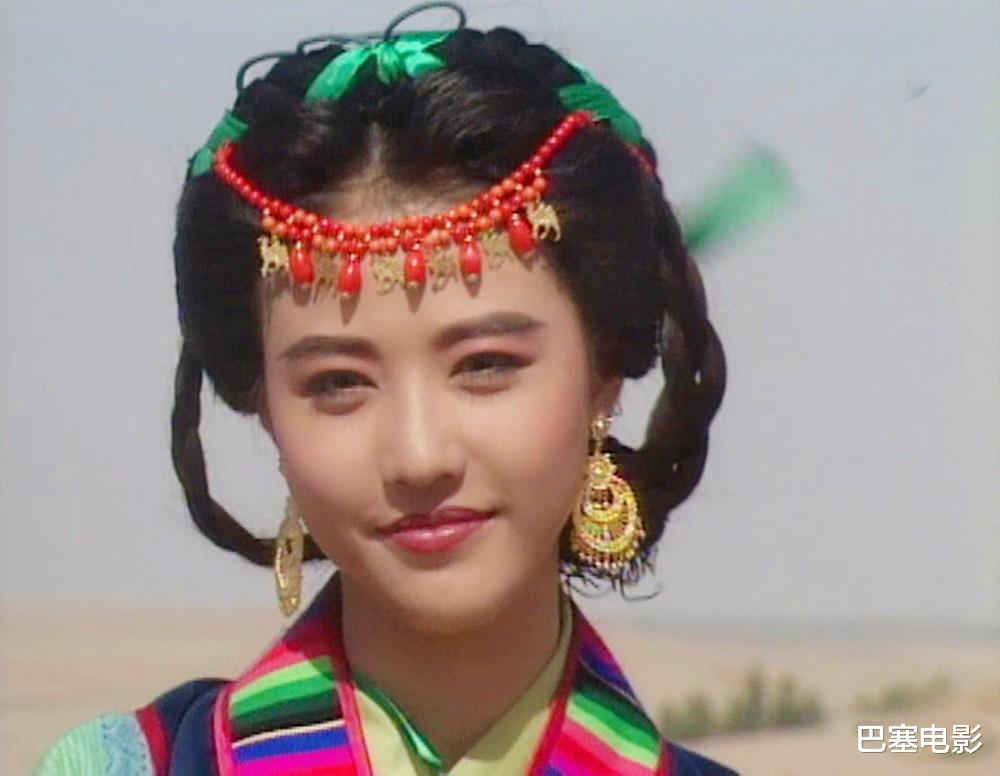 异域|别硬演“异域美人”，有人翩翩起舞一眼万年，有的还是把脸遮上吧