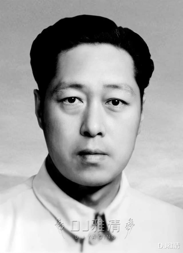 秦怡|与秦怡离婚后，他重组家庭，但日子过得糟糕，55岁被冻死，儿子如今很幸福