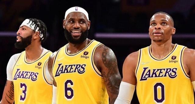 说DJ的妈妈|四人上双,湖人险胜火箭!沃格尔称赞三巨头,塞拉斯:为球员骄傲