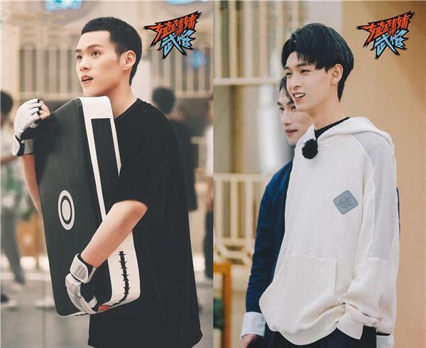 孙海霞说说电影 硬糖少女真全员女汉子！光脚在水里踩鹅卵石搬行李，徒手拍蜘蛛