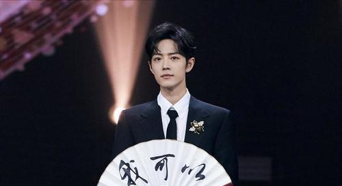 肖战|“普普通通”肖战，代言销量猛涨4800倍，资本花三个亿都搞不糊