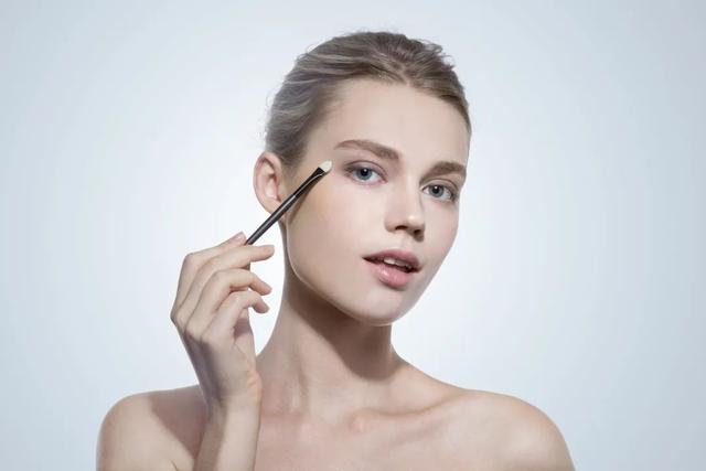 景甜 凭什么景甜就是“合照杀手”？因为第一眼美女都有0感底妆
