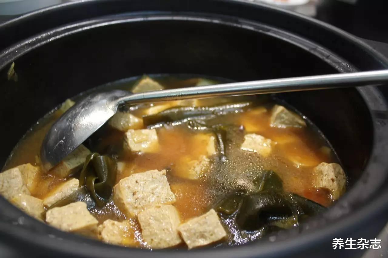 甲状腺|43岁大姐结节转癌，医生：1种素菜天天吃，钢铸的甲状腺也难扛