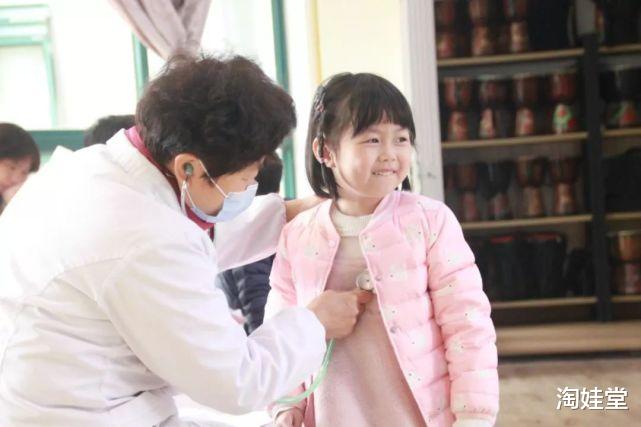 淘娃堂|肚脐眼里的“黑泥”是啥，不能抠掉吗？显微镜放大千倍后，真酸爽