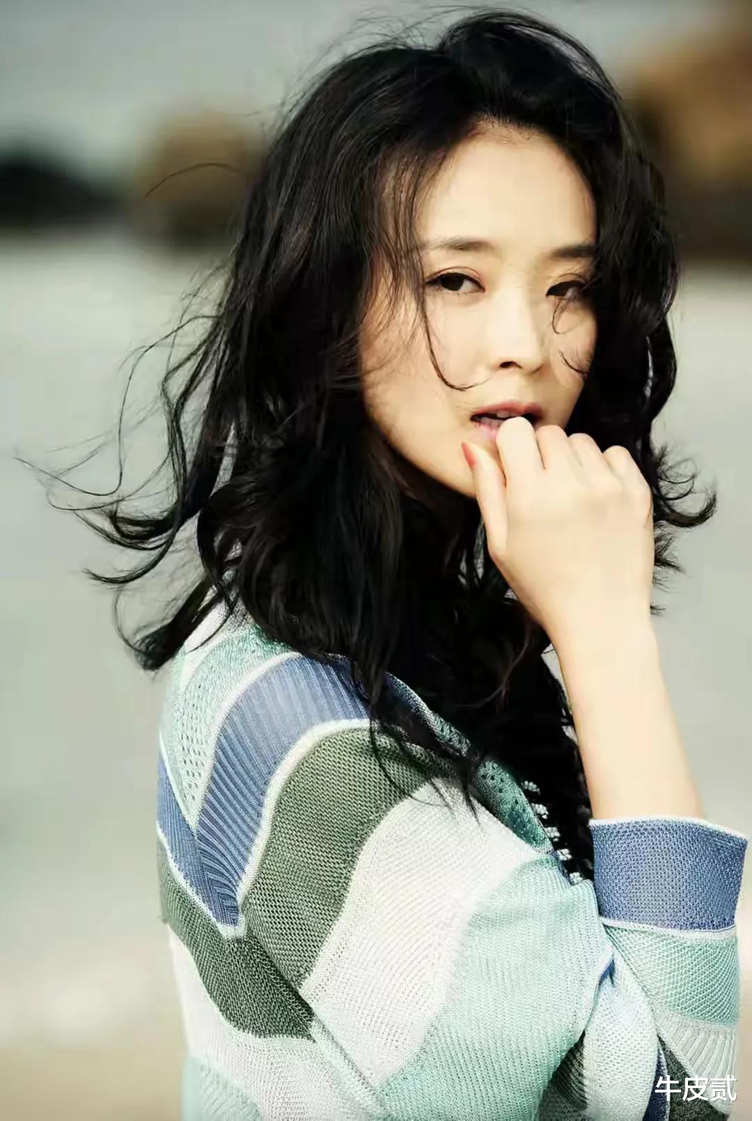 王艳|“跪着给婆婆洗脚”的王艳，豪门生活真卑微？她远比你想得要聪明