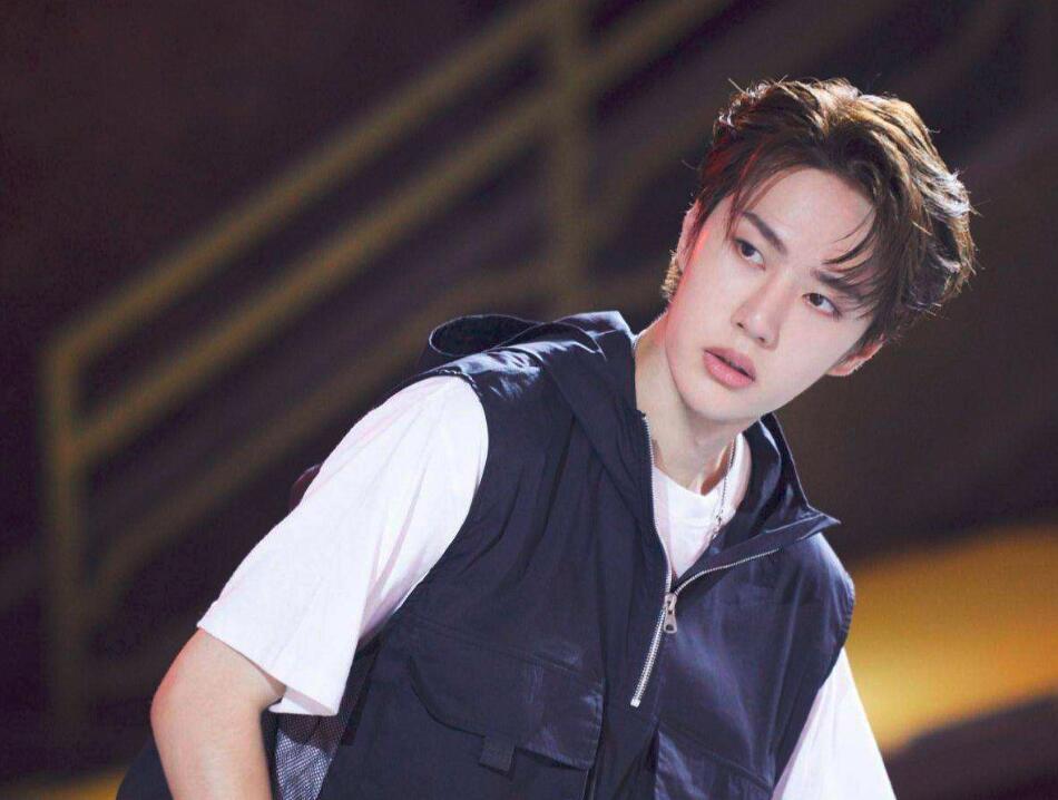 |王一博新剧来袭，黄轩、宋茜领衔主演，片长40集绝对管饱