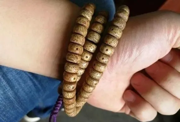 银元|热马尿泡象牙，叫花鸡闷星月！文玩做旧方法