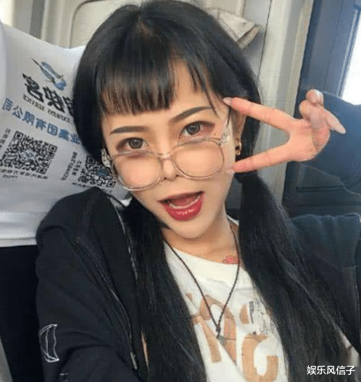 陈亚男|顾茜茜直播“出洋相”，与闺蜜聊天记录曝光，网友：宋烨好无辜