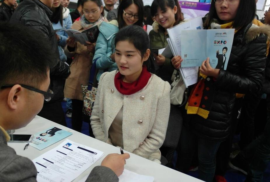 国企|又一“铁饭碗”开始扩招，六险二金让人怦然心动，大专生不容错过