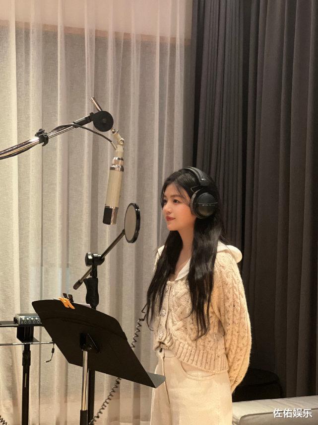 陈妍希|?陈妍希发歌为儿子庆生，亲自作词超有爱，陈晓高调互动力证夫妻情深