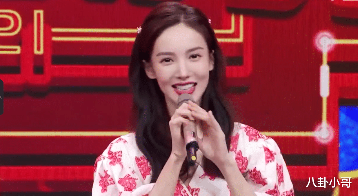 春晚|春晚幕后花絮曝光,李沁换发型不敢认,欧阳娜娜“肉包脸”抢镜