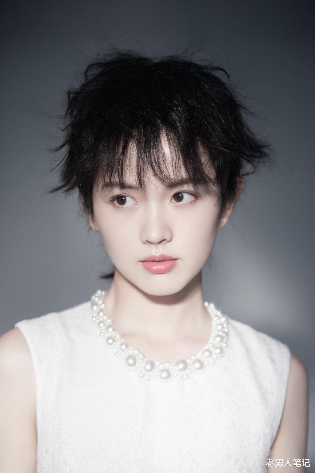 钟恩淇|别人的前妻，31岁长这样，少女感满满