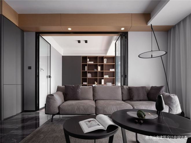 |明净、含蓄、敛藏的灰色家