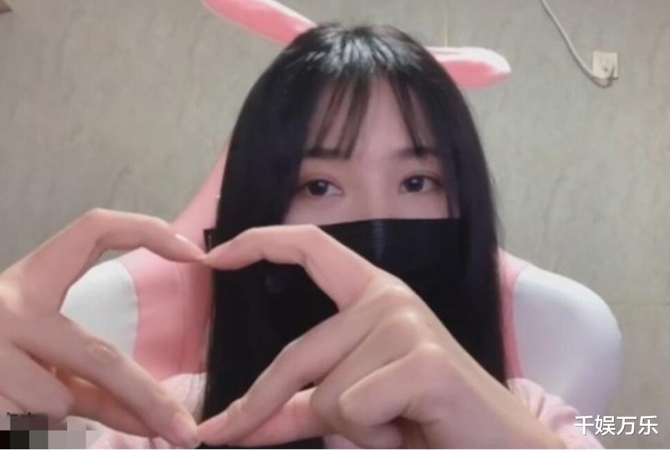 一条小团团|违约费6个亿，小团团吐槽不公平，反遭众多网友嘲讽