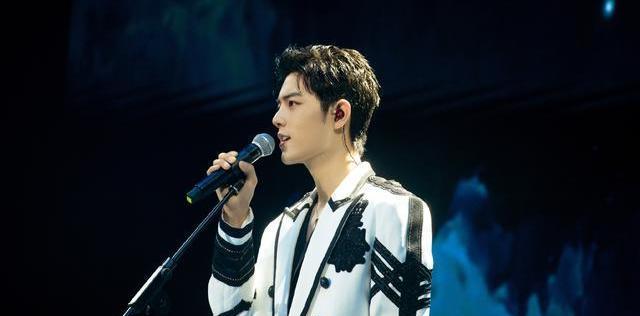 肖战|肖战“开年战绩”被迫公开！品牌方霸气认领同款衣物，粉丝：爱了