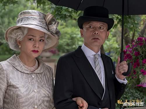 闫妮|闫妮的霸气情史，离婚17年交往三任小男友，仍与前夫如亲人一般