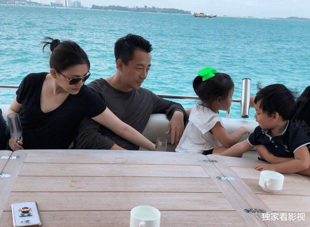 大S|夫妻关系瓦解，大S和汪小菲态度截然不同，一句话看出谁更深情？