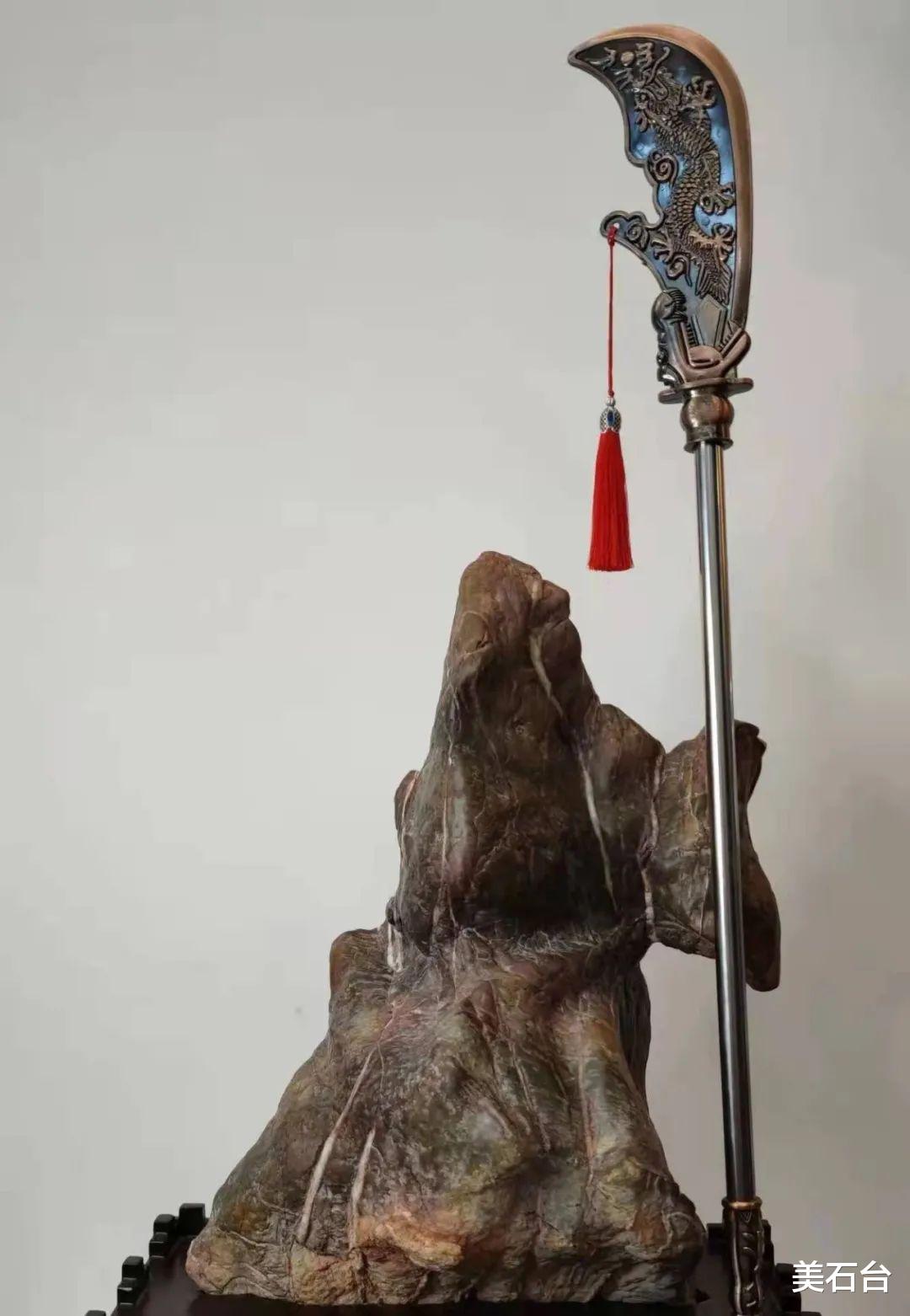 奇石|2022年，买底座送奇石，让石友少交学费，收藏物美价廉的好石头