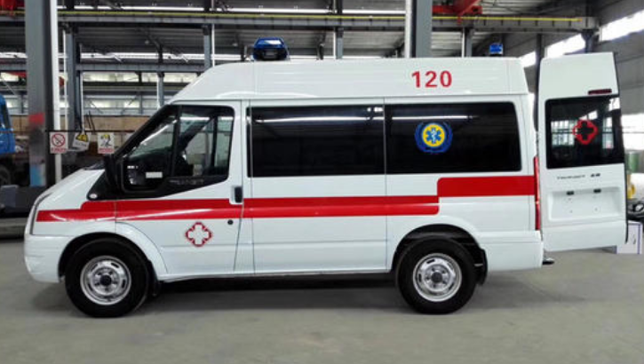 四面观察 7旬老太小区卖菜意外身亡,送医的保安被索赔49万,法院驳回家属请求