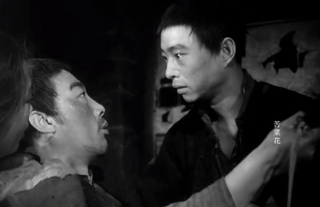 苦菜花|56年前，他在《苦菜花》演长子德刚，《秘密图纸》与田华演对手戏