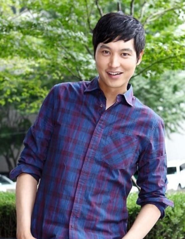 宋钟浩|美则美矣,就是记不住脸,1米88的身高成韩剧富贵公子专业户